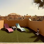 Golden Dream, Swimming Pool And Parking