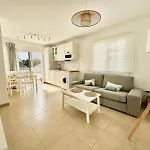 Hoplaco Apartament, Almost On The Beach