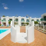 Blue Island Pool View & Wi-Fi By Irent Fuerteventura
