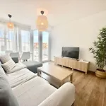 El Queque Sea View 2 Bedroom 2Desks And Balcony