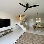 Casa Damar With Sea View & Heated Pool