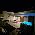 Lokahi Villa