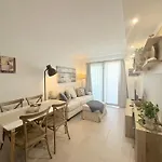 Bajo La Luna - Corralejo Sun