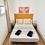 Stunning Sea View Apartment With Big Balcony In The Center