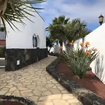 Casa Noelani Xl Family Home Near Beach & Center