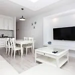 Corralejo Main Street Apartment IV - Casa Curro