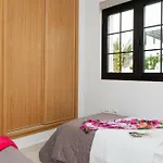 Oliva Villa