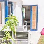 The Ohana Beach Apartment