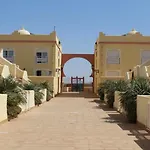39 El Sultan, Calle El Roque