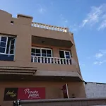 Harbour Apartment With Sea View