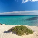 Lima Waikiki Beach