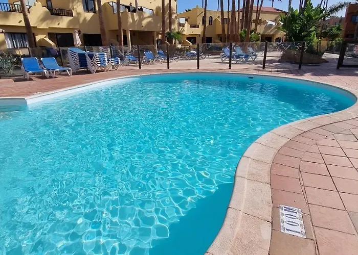 Oasis Royal 3 Piscinas
