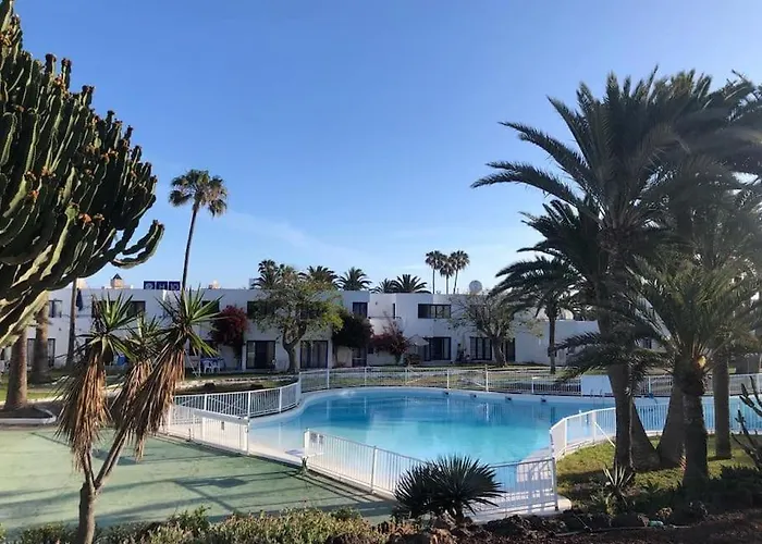 Corralejo Oasis, Lovely 2-Bedroom Apartment
