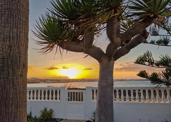 Villa La Maja Beachfront