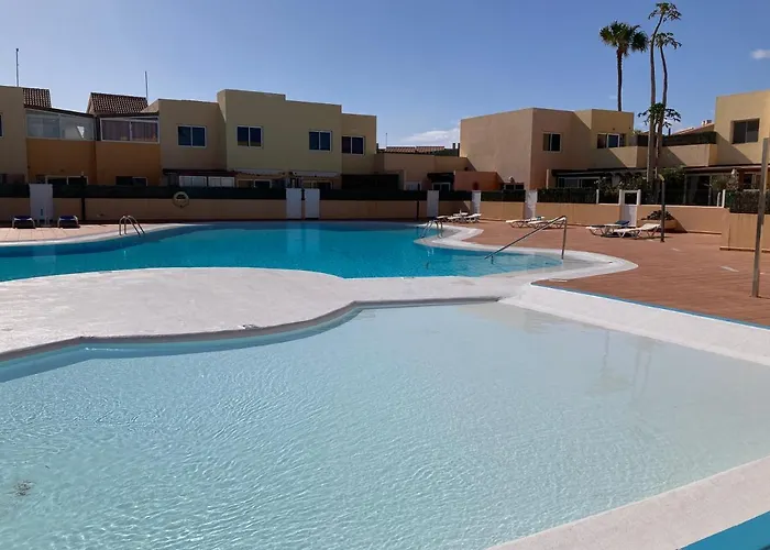 2 Bedroom Pool Apartment Close To Beach Rocky Point Corralejo