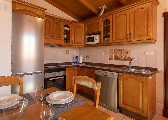 Villa Helen - Heated Pool Wifi Smarttv Barbecue