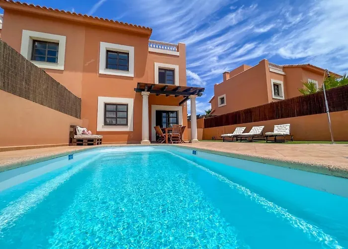 Villa Tarabilla With Private Pool & Ocean Views