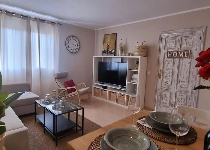 Appartamento Bouganville Con Terrazza E Piscina