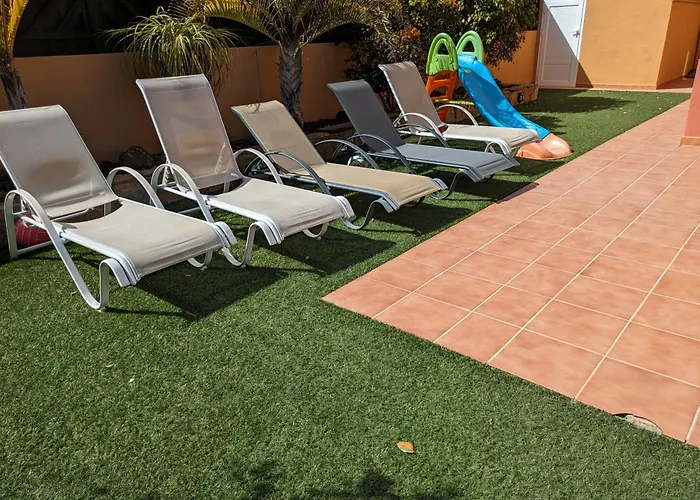 Luxury Villa With Heated Pool In Corralejo