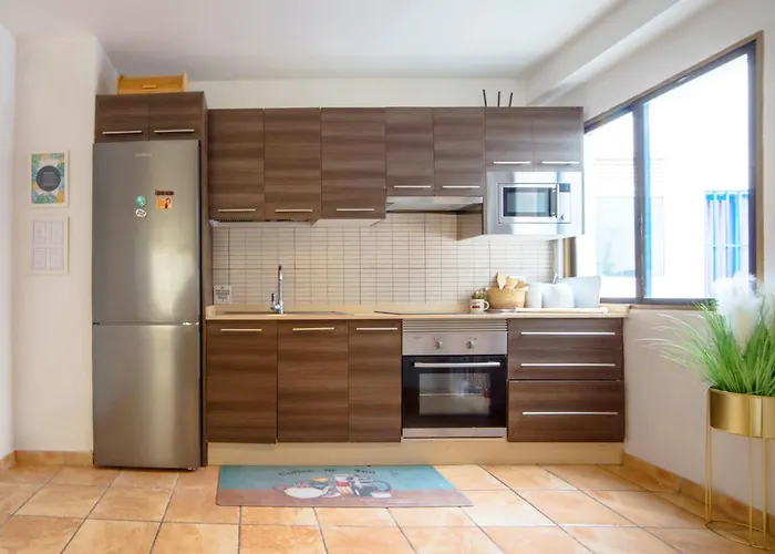 Sara & Gino\'S House