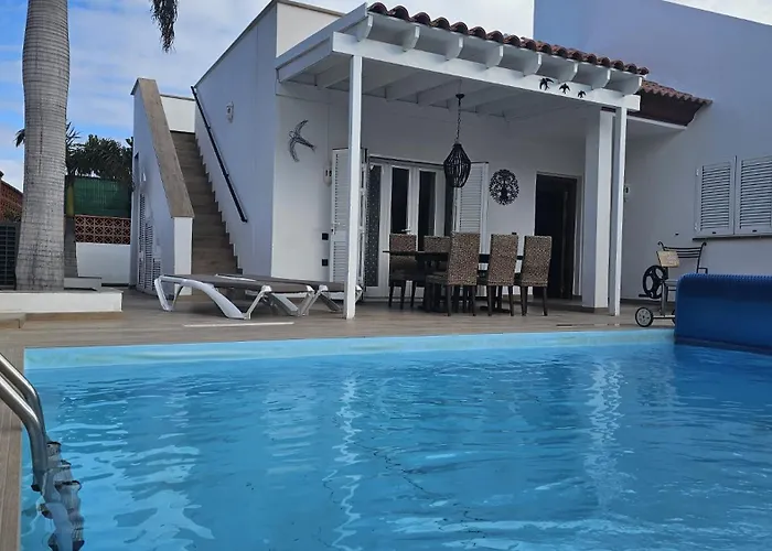 Villa Mami