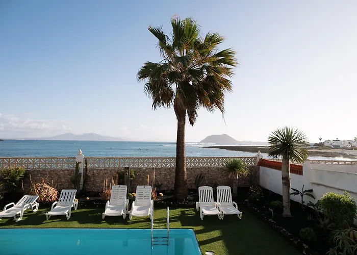 \'Casa Ola\' Relax In Style By The Sea