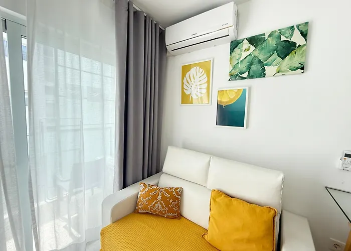 Bristol Sunset Beach Private Apartment