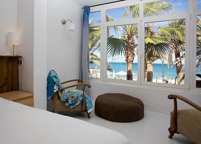 Billabong Beach Apartments