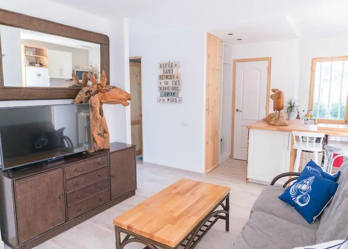 The Ohana Beach Apartment