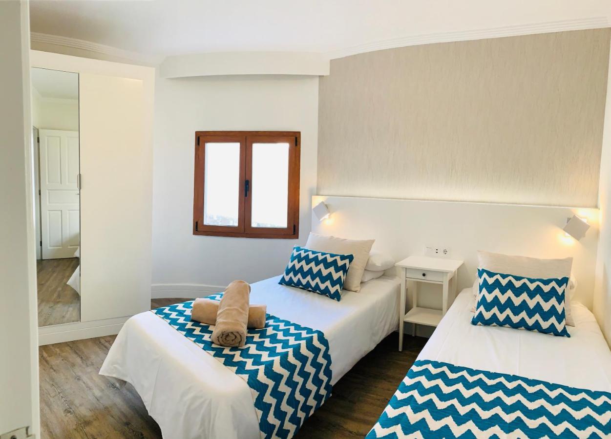 Ereza Lobos Villa