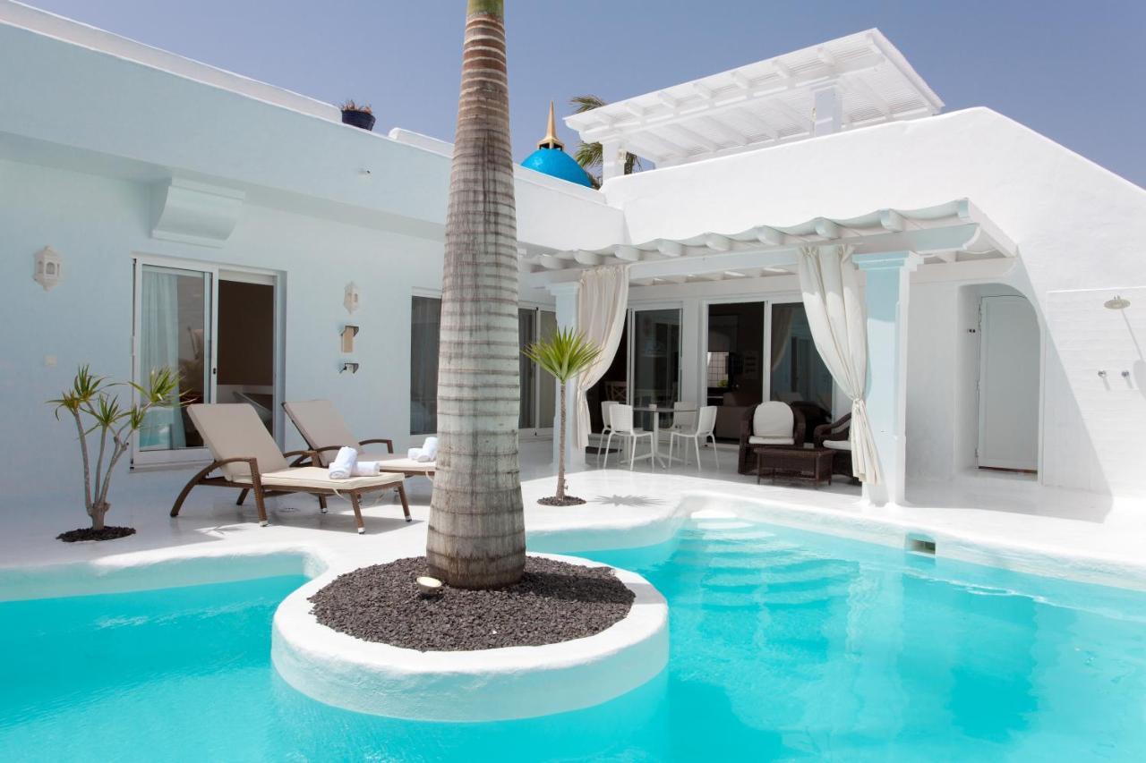 44 * Corralejo