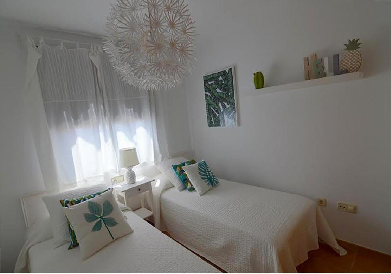 Blue With Private Pool, Bbq, Wifi - Suitable For Families By Holidays * Corralejo