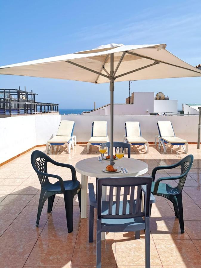 Penthouse With Sea View Apartment