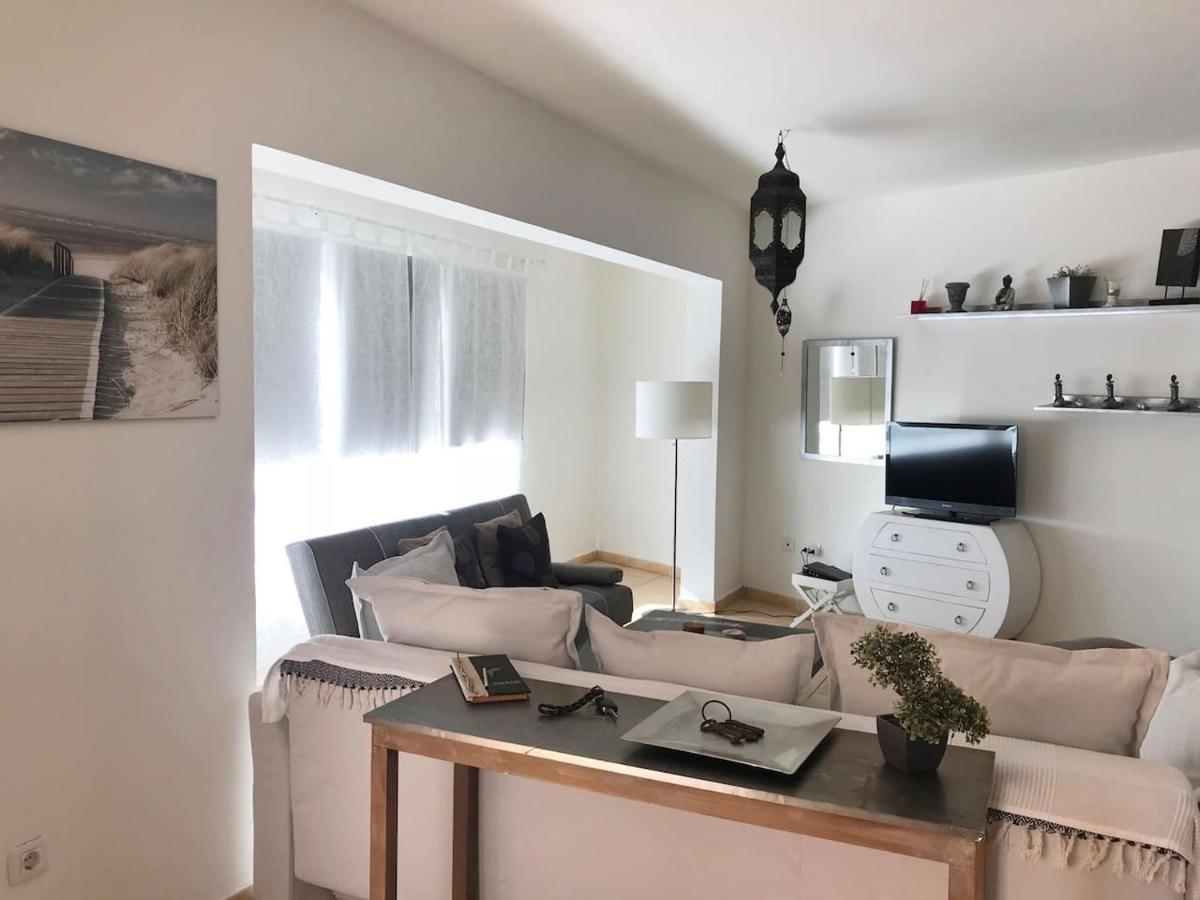 Apartment My Ocean !!! Breathtaking Location, Steps To The Ocean, Spacious Sea View, Fully Equipped And Well-furnished With Private Entrance And High-speed Fiber Optic Internet