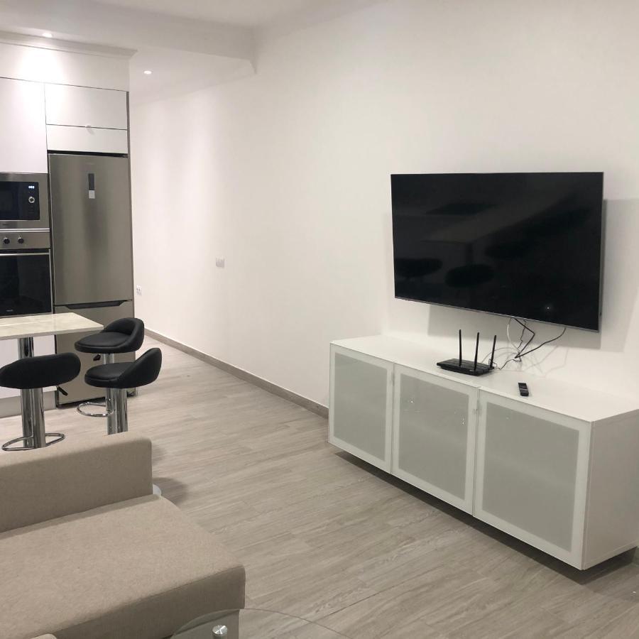Brazan Holidays Apartment *