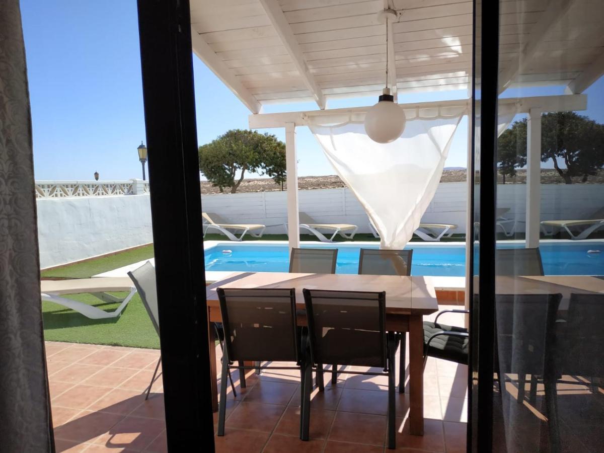 Guest house Aloha Surf House Corralejo