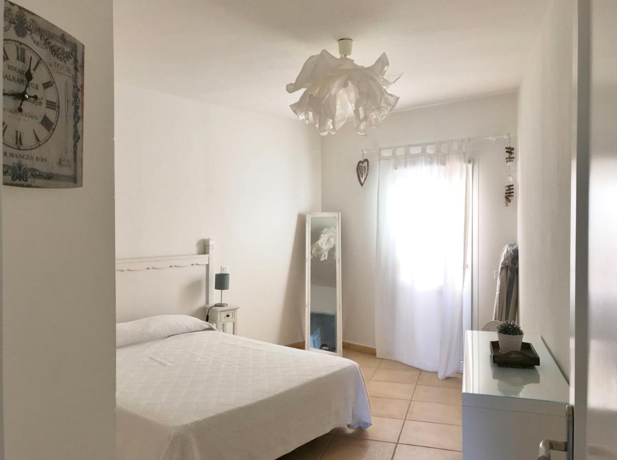 My Ocean !!! Breathtaking Location, Steps To The Ocean, Spacious Sea View, Fully Equipped And Well-furnished With Private Entrance And High-speed Fiber Optic Internet Apartment