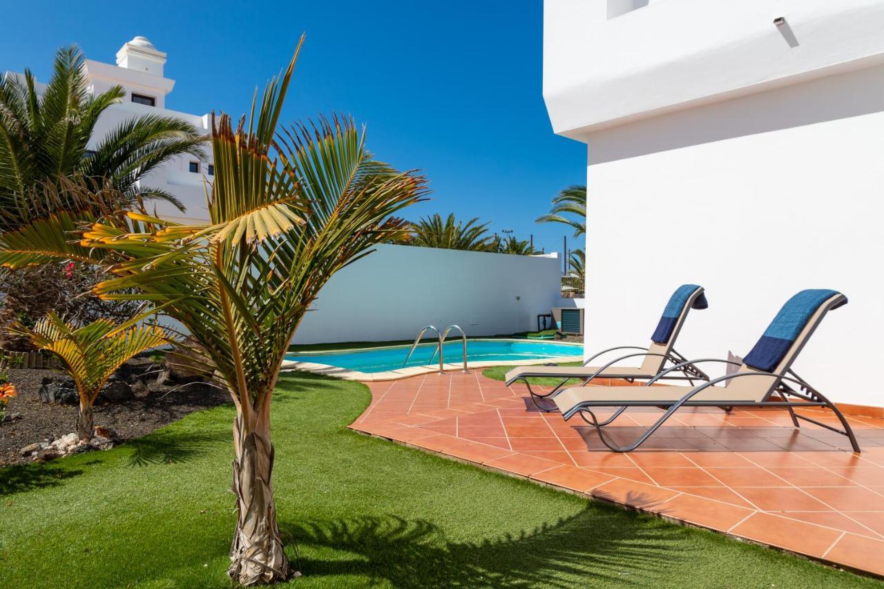 Casa Blanca *