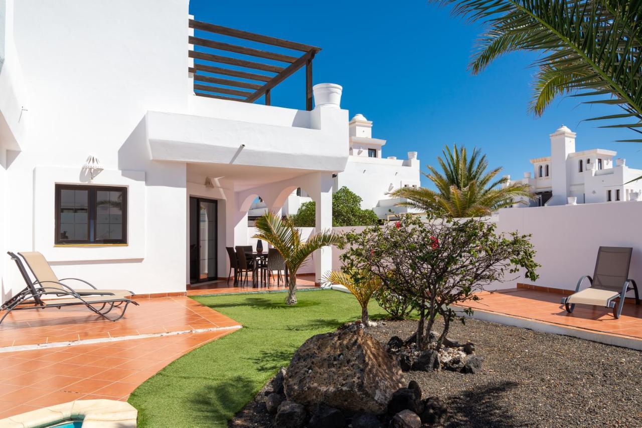 Casa Blanca *