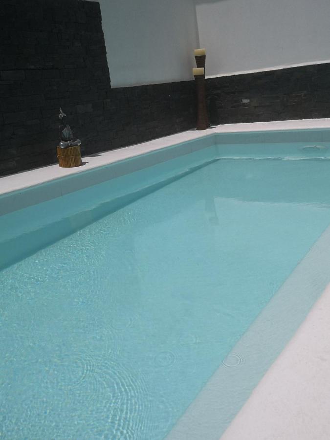 Villa Sunny Paradise, Heater Pool *