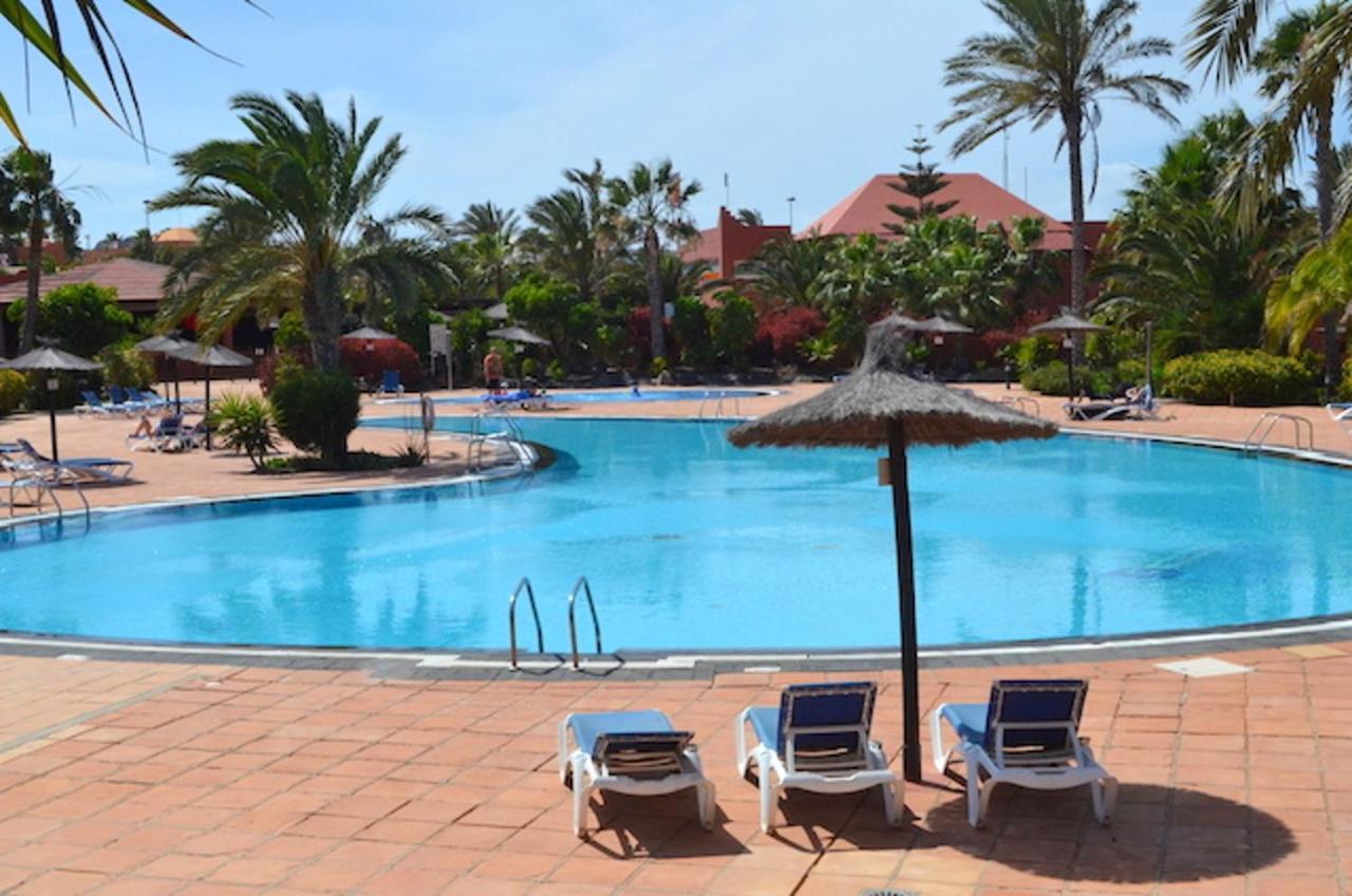 Cosy Corralejo: With Shared Pool *