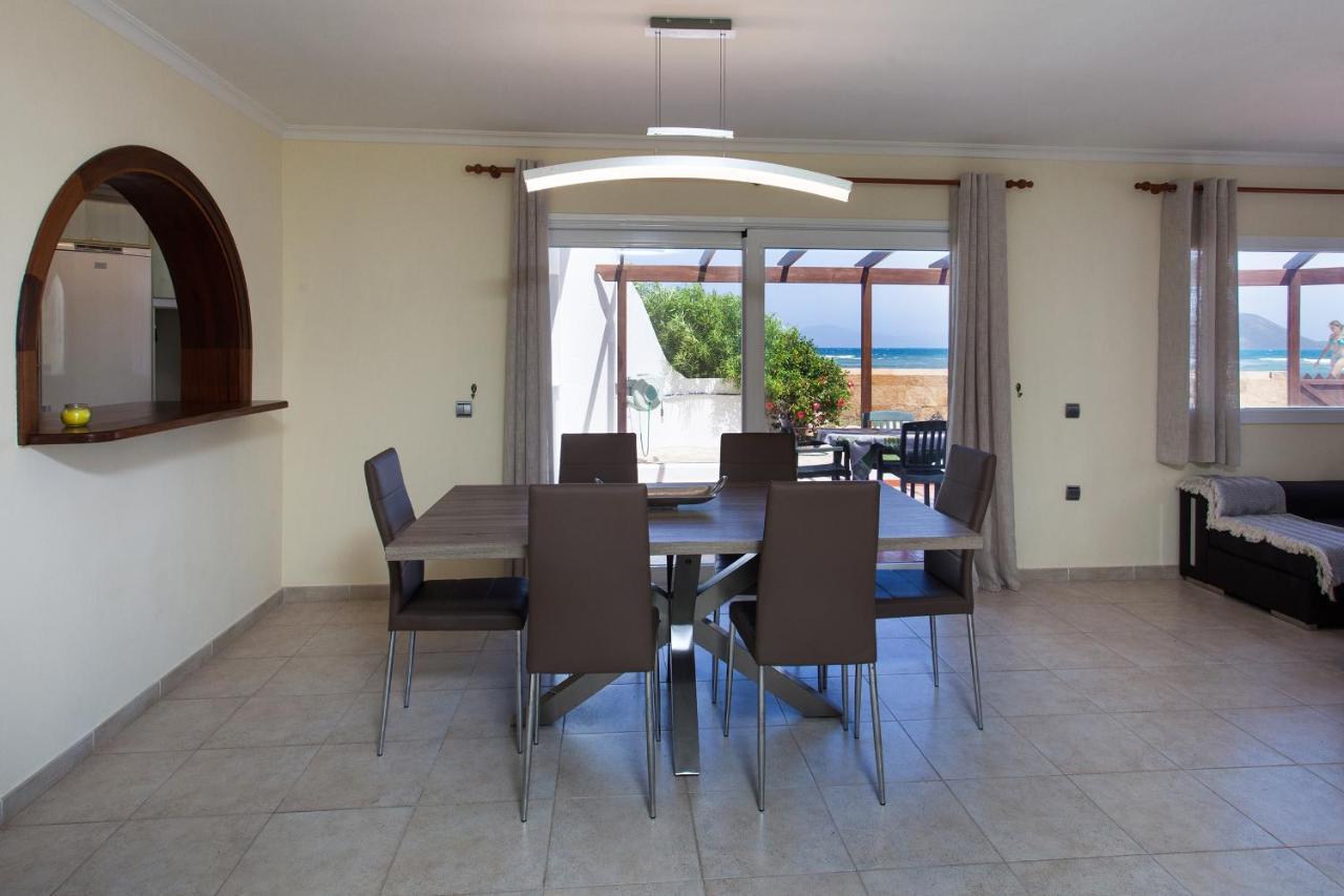 El Castillito, Beachfront