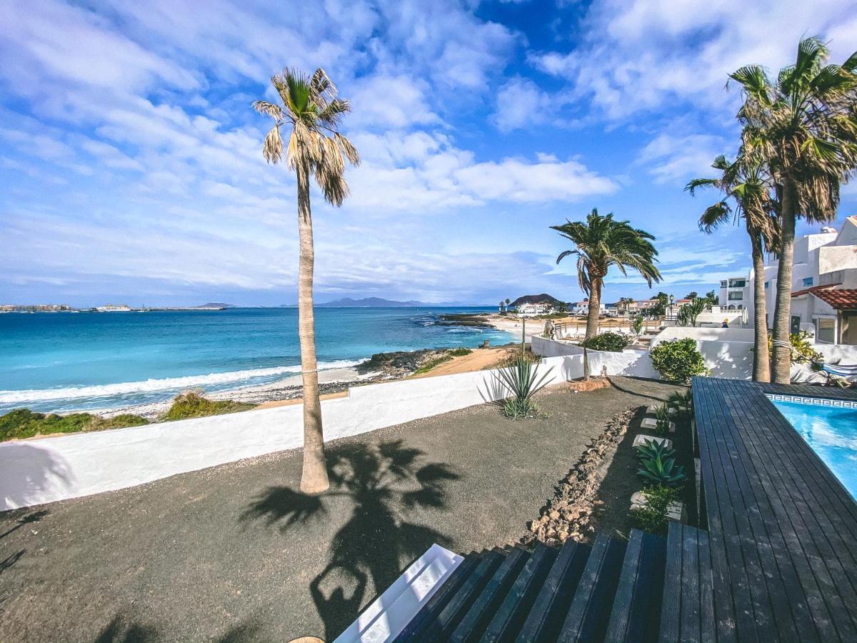 Flamencos By Veaco- Beachfront & Pool Villa