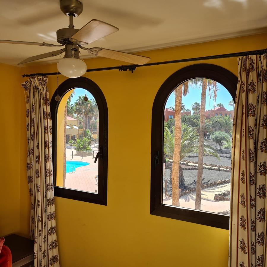 Oasis Royal F320 * Corralejo