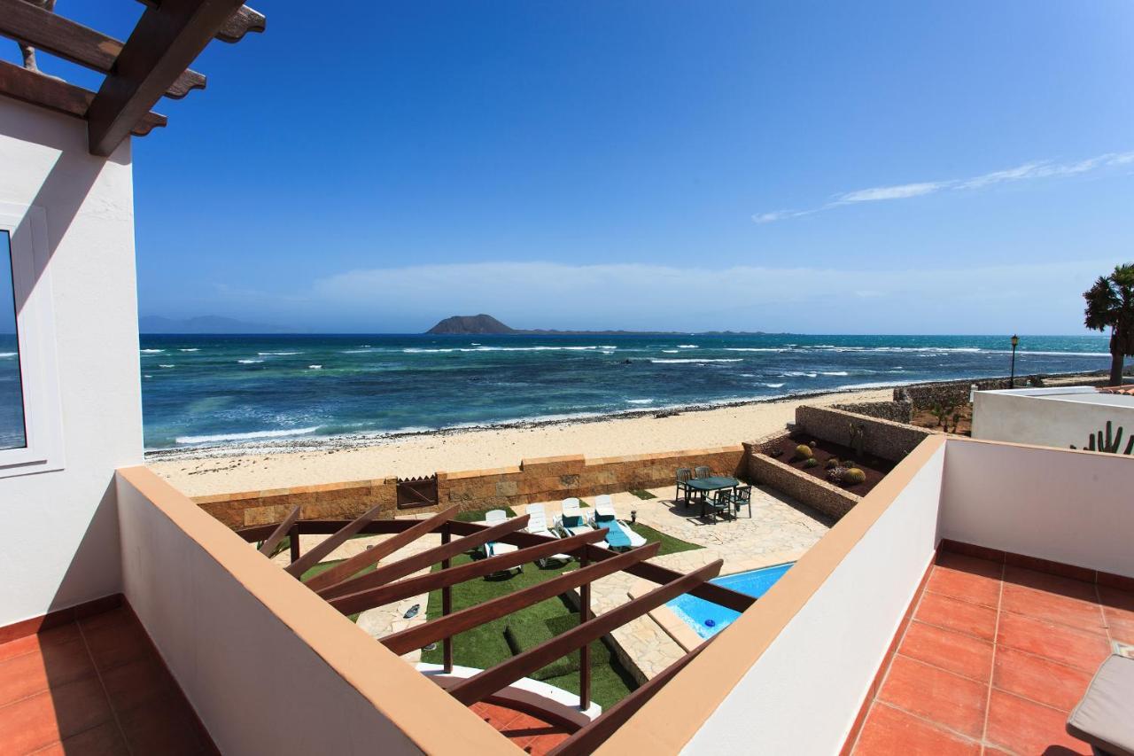 Villa El Castillito, Beachfront