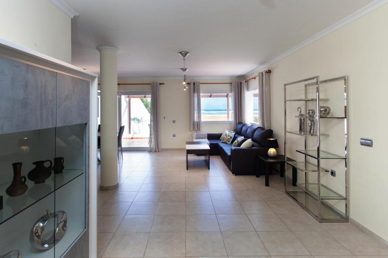 Villa El Castillito, Beachfront Corralejo