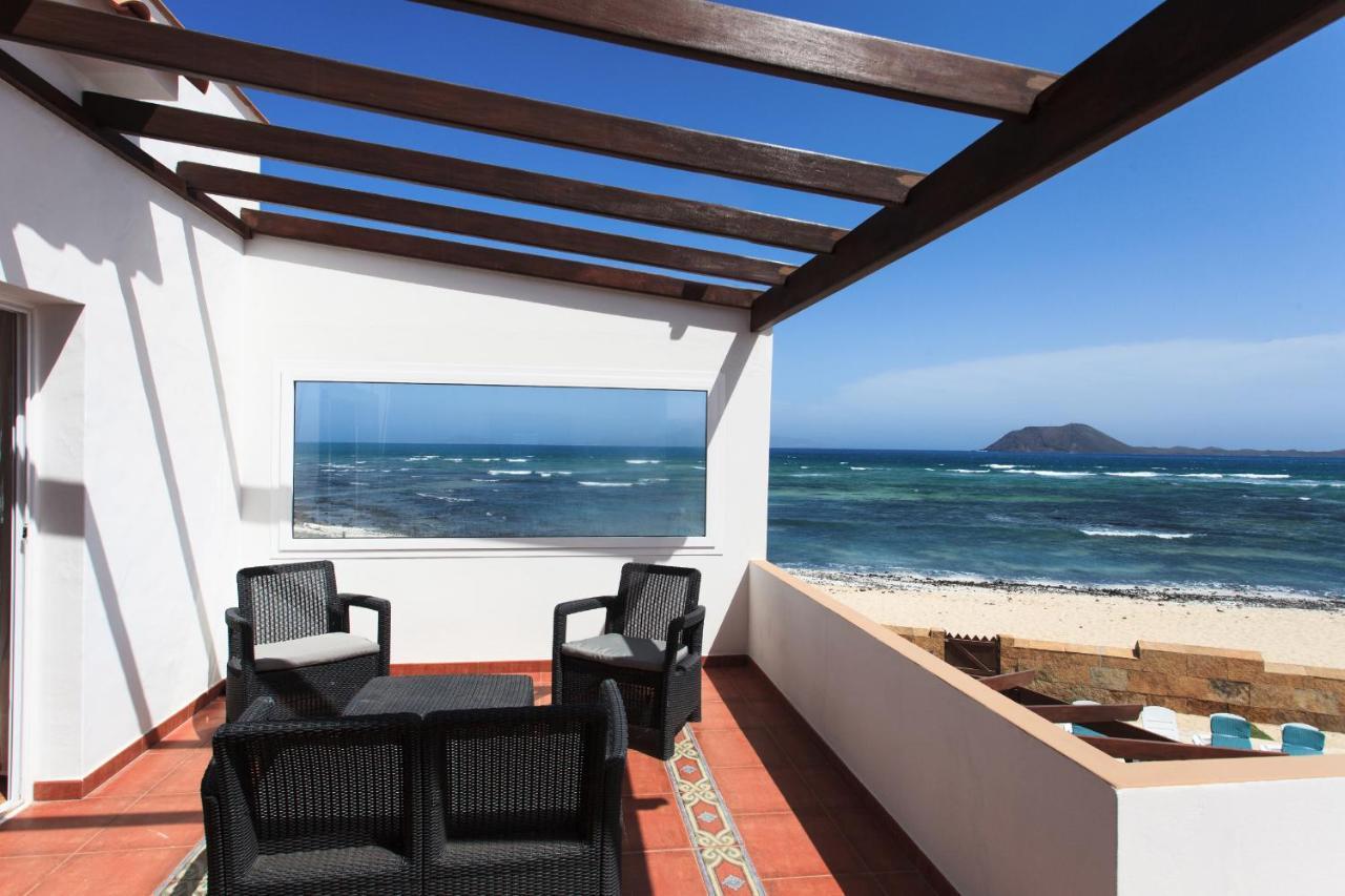 El Castillito, Beachfront