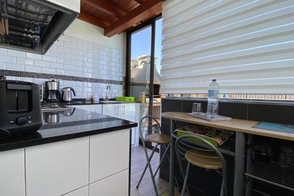 Estudio Agradable, Con Jacuzzi, Terraza Y Barbacoa, Totalmente Independiente *