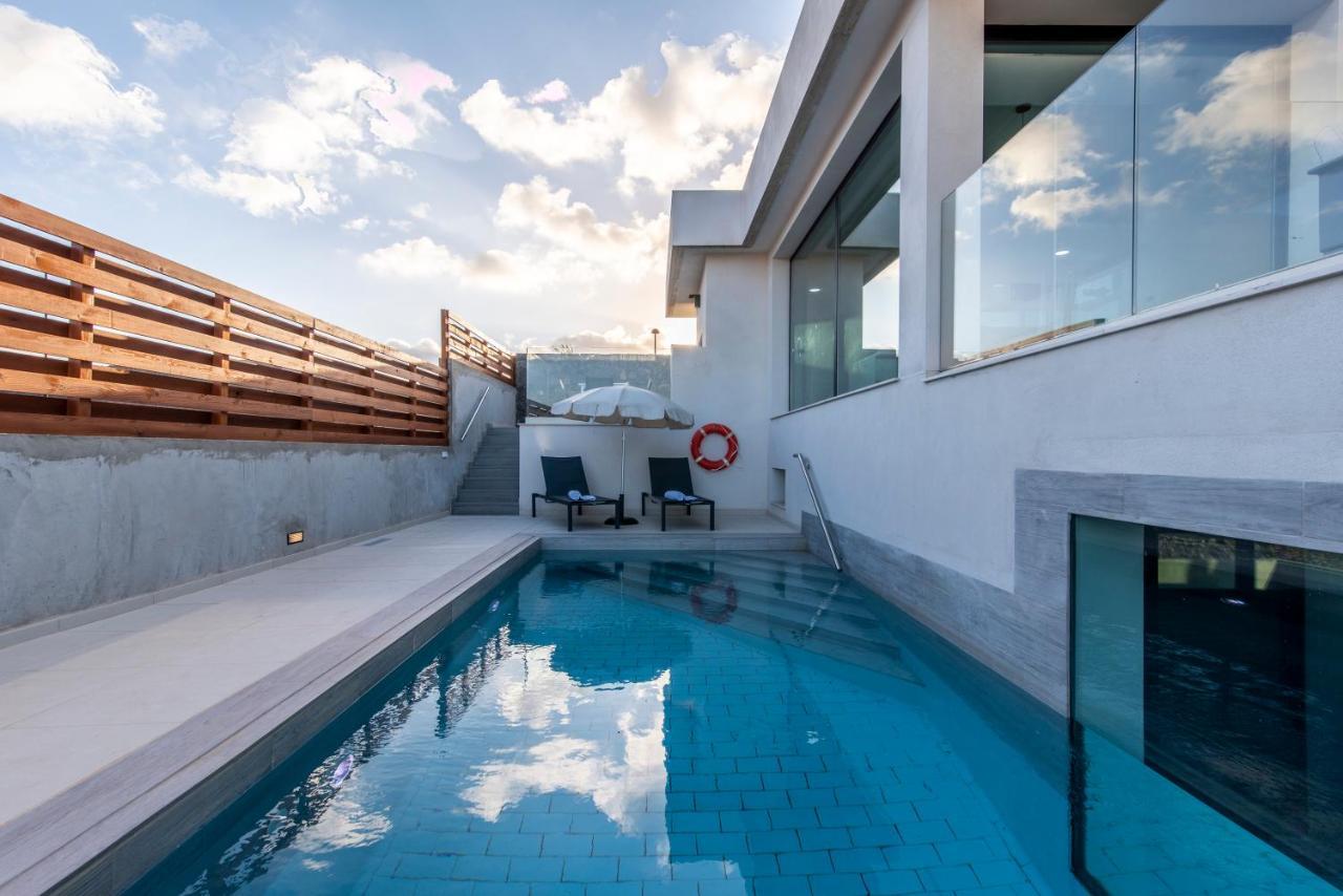 Ereza Boraen Villa Corralejo