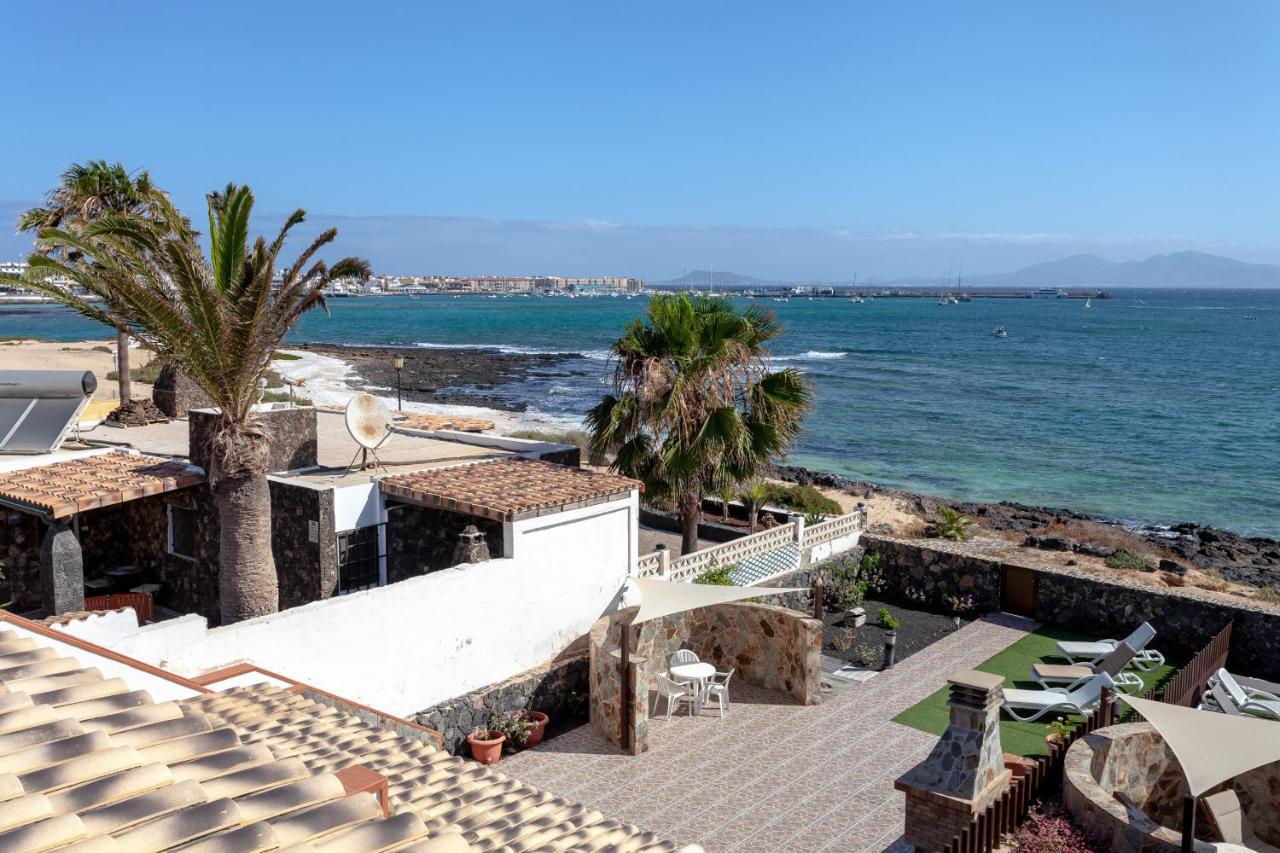 Marina I Beachfront By Holidays Villa *